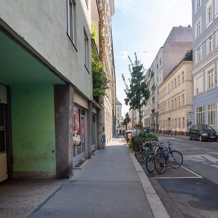 شقة Absolute Ruhelage Im Zentrum Mit Parkplatz فيينا المظهر الخارجي الصورة