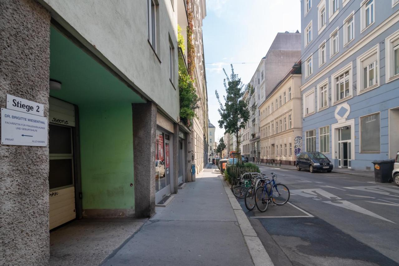 شقة Absolute Ruhelage Im Zentrum Mit Parkplatz فيينا المظهر الخارجي الصورة