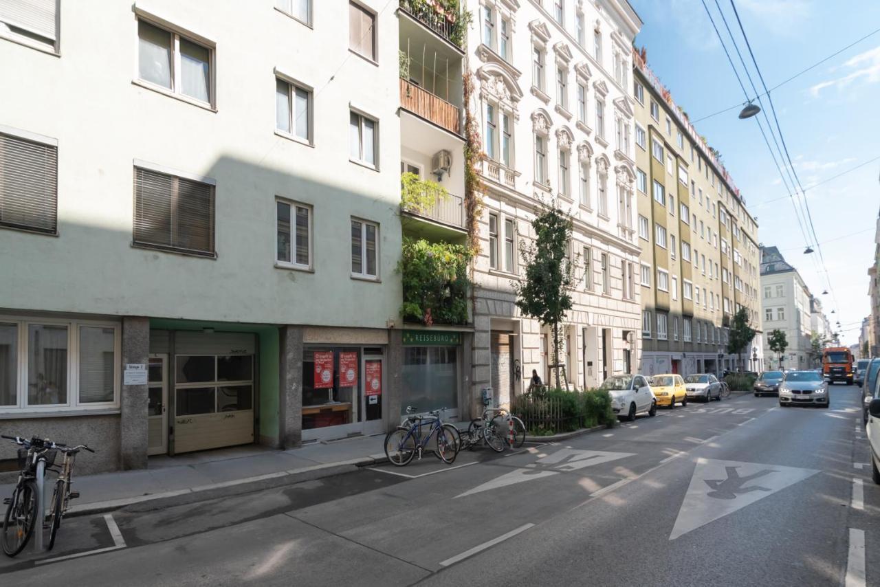 شقة Absolute Ruhelage Im Zentrum Mit Parkplatz فيينا المظهر الخارجي الصورة